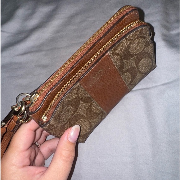 Coach Wristlet - Picture 3 of 5